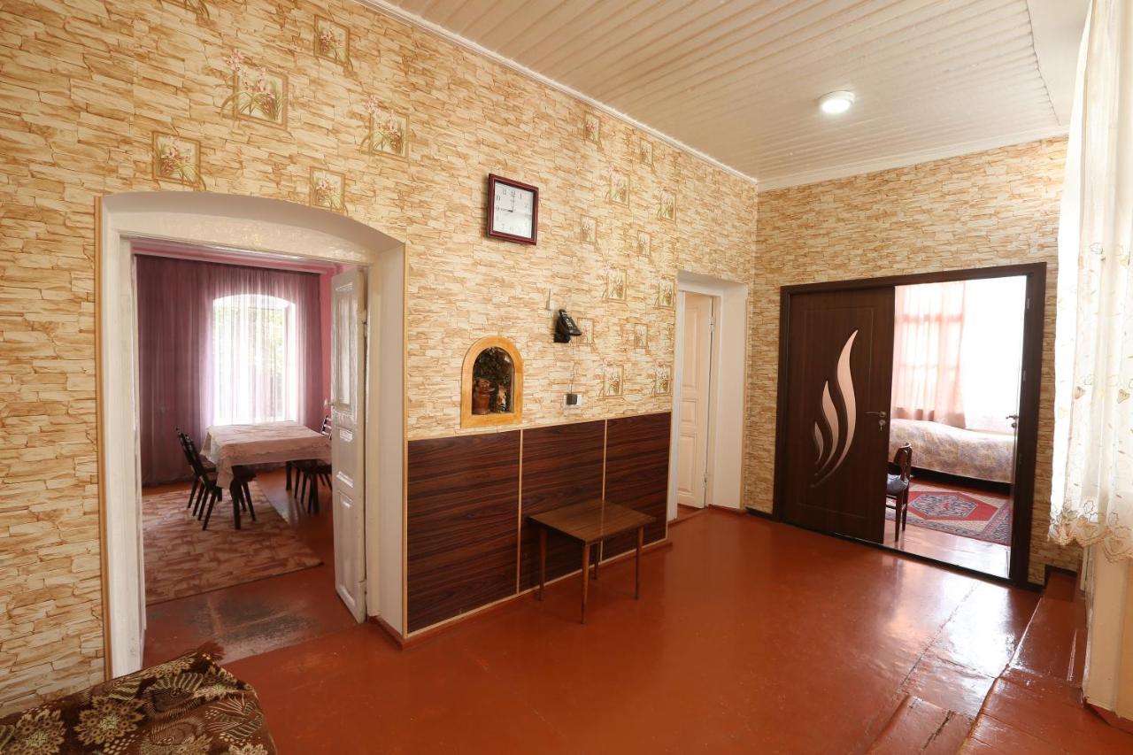 Guesthouse "Ashot Shalunts" กอริส ภายนอก รูปภาพ